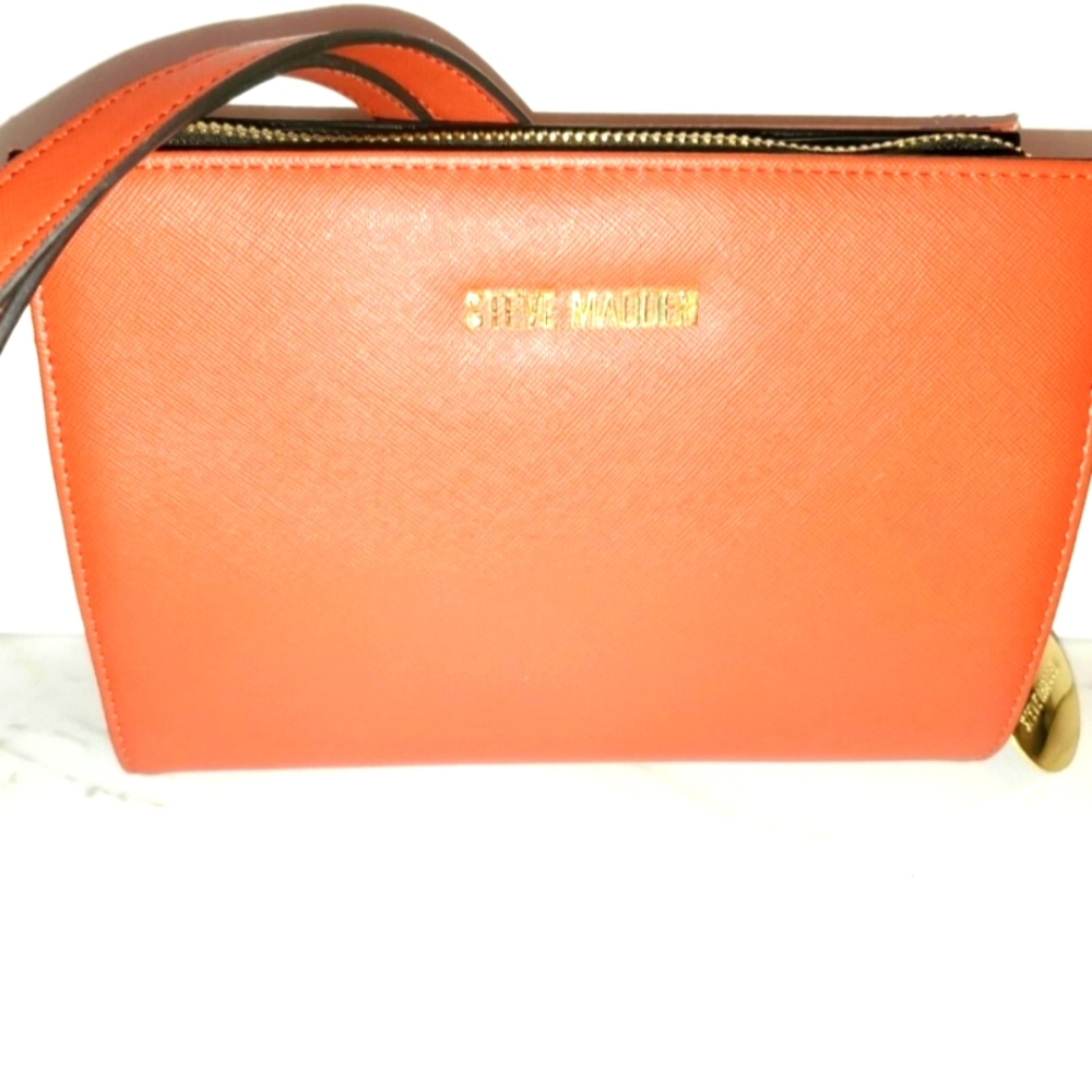 Steve Madden Orange Multi Card Crossbody